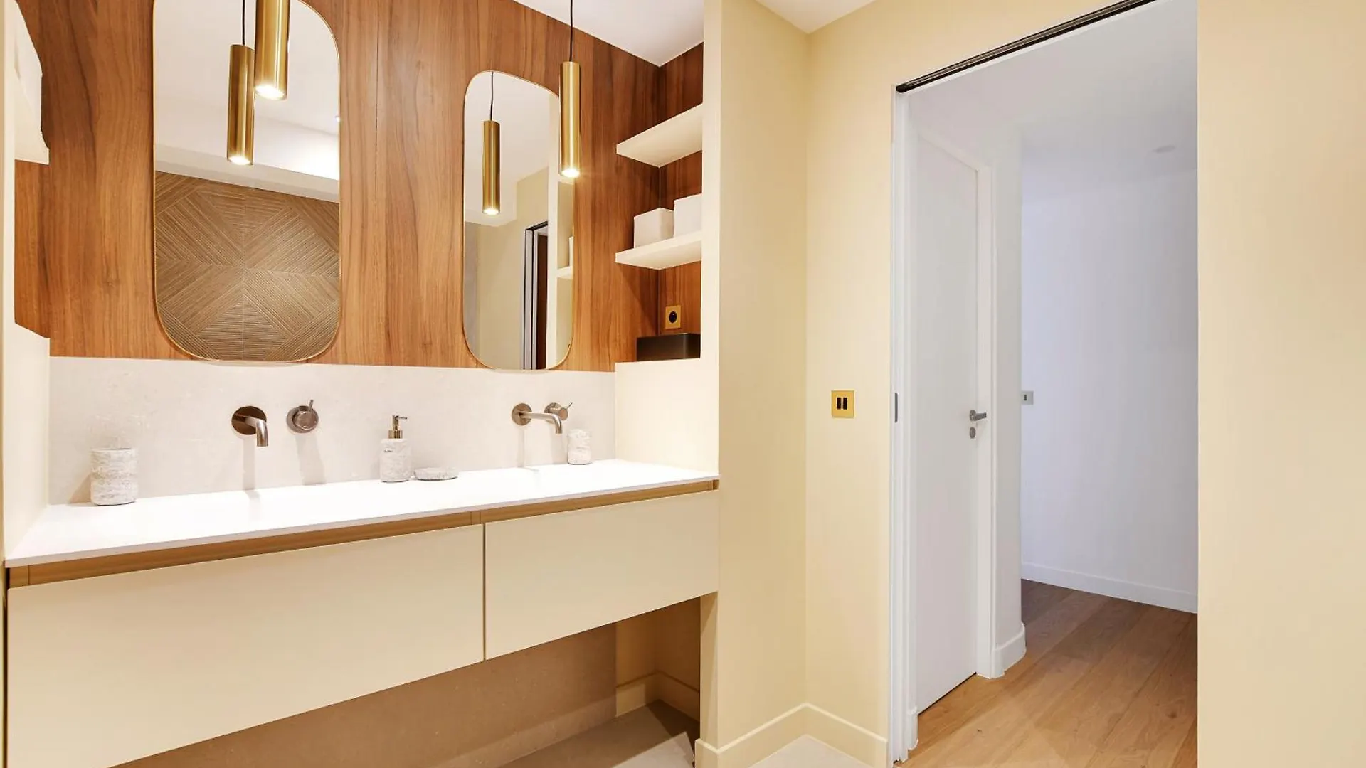 Apartment Pick A Flat's In Tour Eiffel - Rue De L'amiral Hamelin Paris